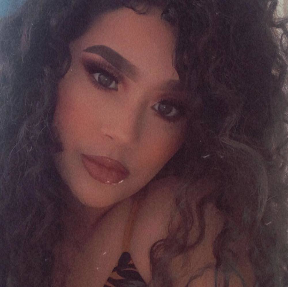 Meet your Posher, Daniela